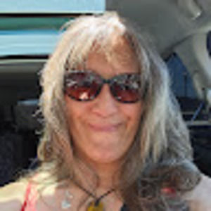 Meet your Posher, Eileen